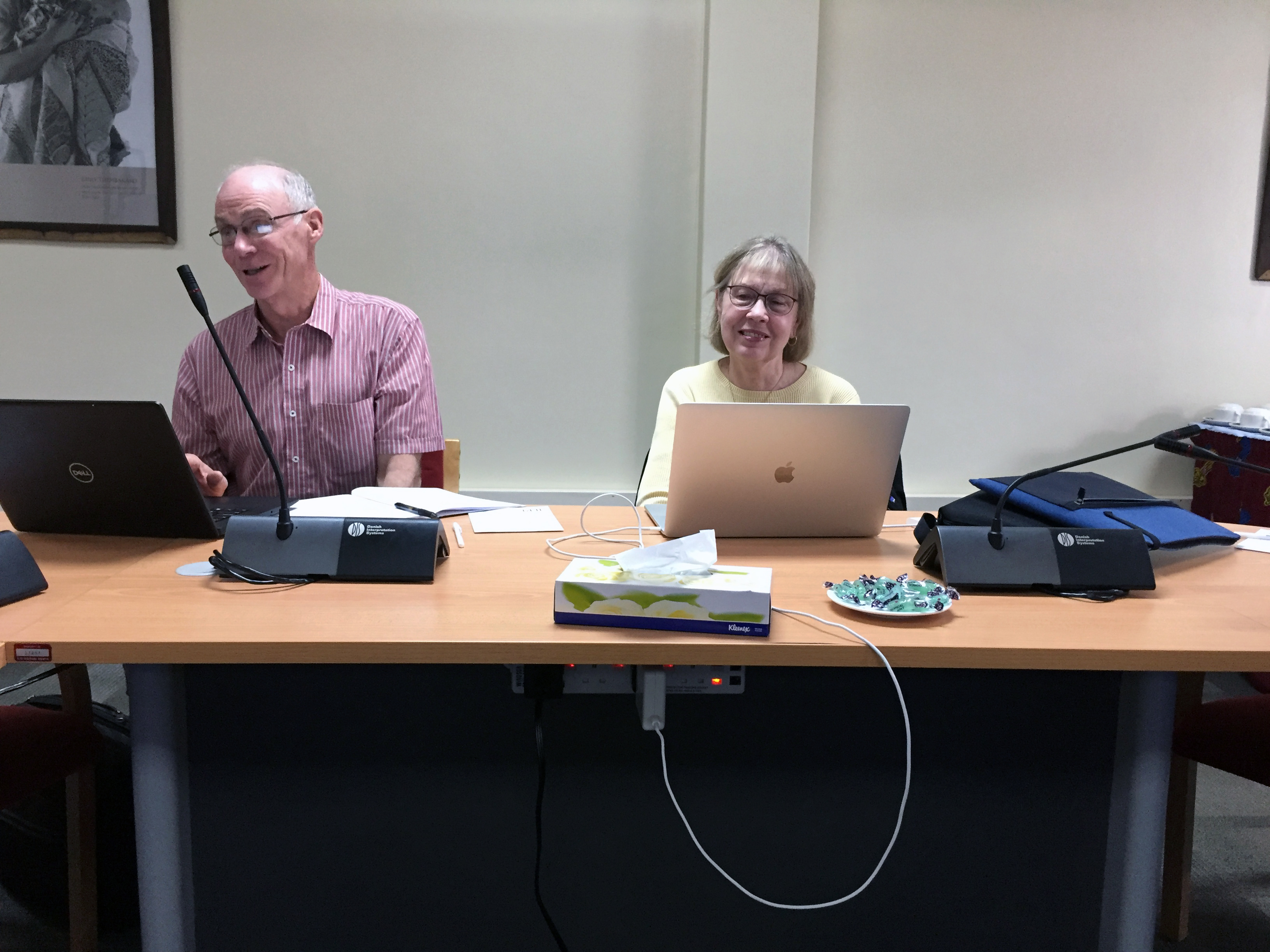 Dr. George Kennedy and Dr. Linda Hanley-Bowdoin leading the project meeting as Co-Principal investigators.